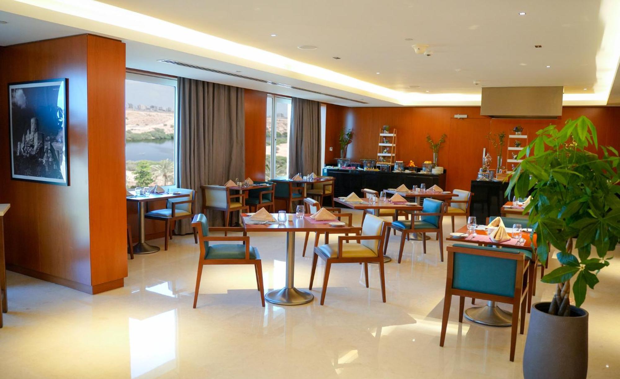 Hotel Crowne Plaza Ocec By Ihg